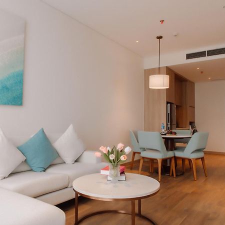 A La Carte Ha Long Apartment By The Beach Buitenkant foto