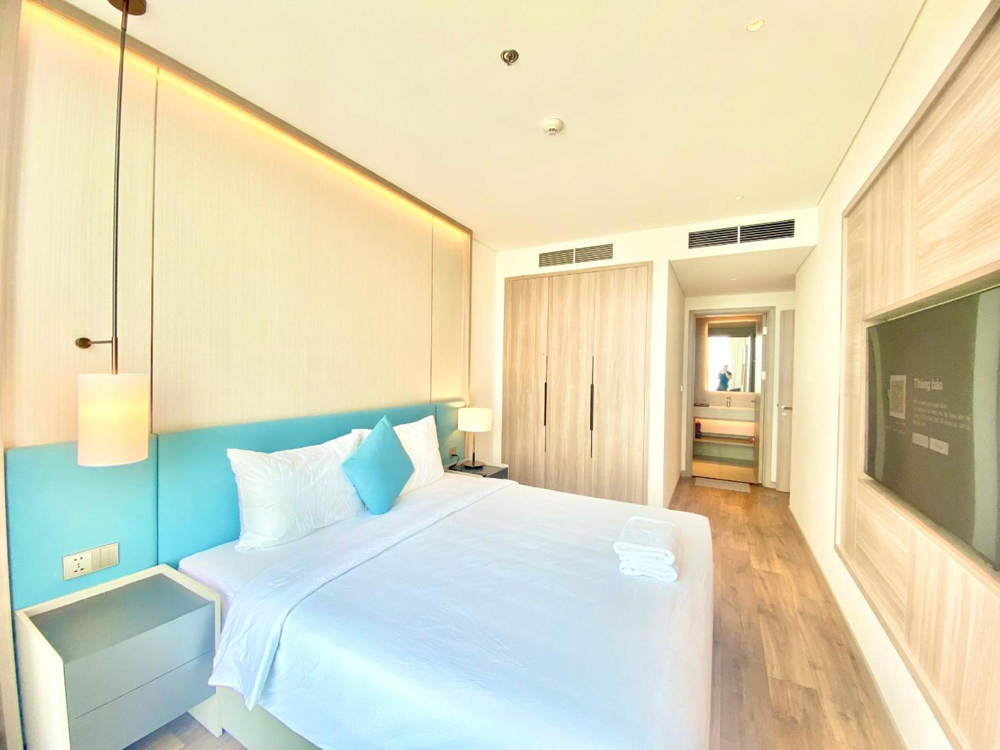 A La Carte Ha Long Apartment By The Beach Buitenkant foto
